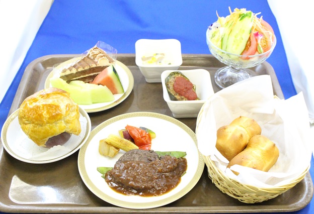 入院中の様子 診療部門のご案内 地方独立行政法人 市立吹田市民病院